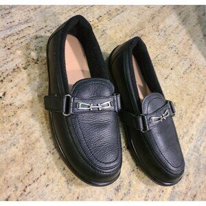 Black Leather Loafers for Women